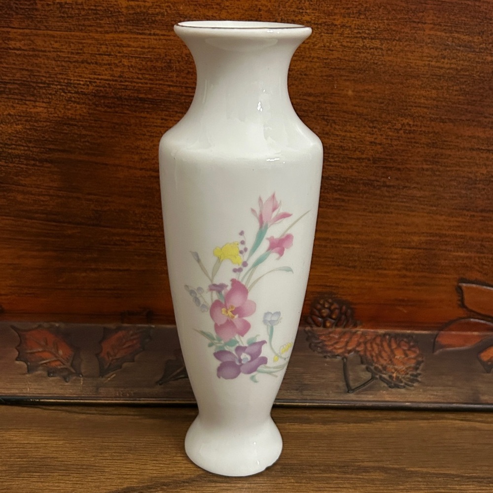 Vintage Small White Porcelain Bud Vase 7.5" Tall Floral Design